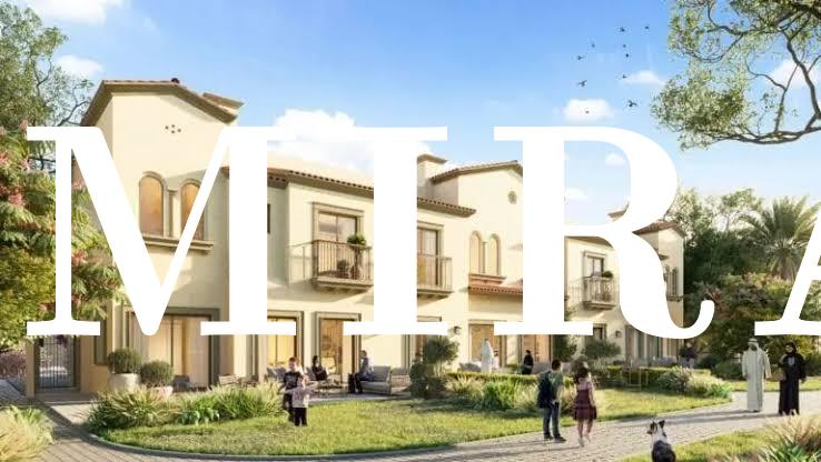 2 Bedroom Townhouse For Sale in Zayed City